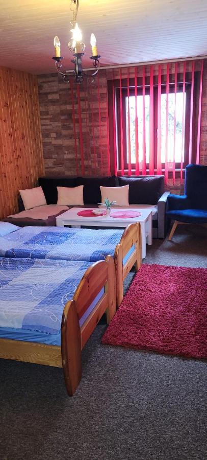 Drevenica Talia Apartment Liptovsky Mikulas Phòng bức ảnh