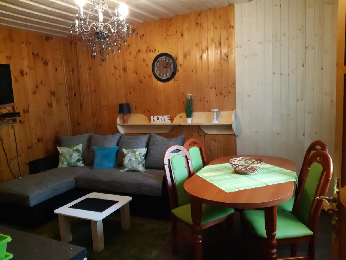 Drevenica Talia Apartment Liptovsky Mikulas Ngoại thất bức ảnh