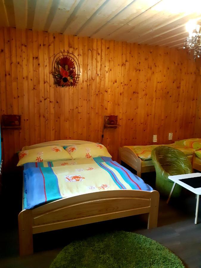 Drevenica Talia Apartment Liptovsky Mikulas Ngoại thất bức ảnh